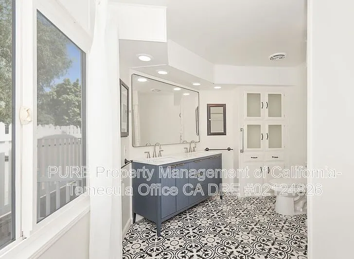 33426 Windmill Rd — Photo 15