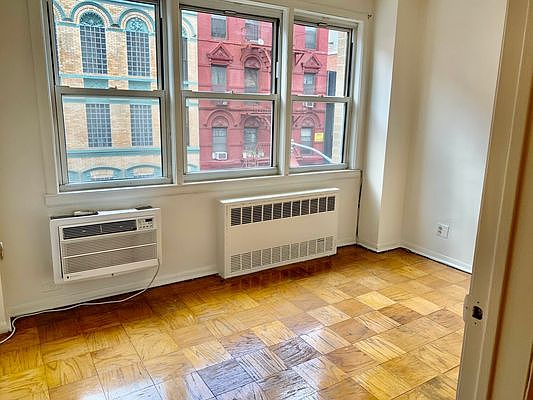 1st image of 50 Bayard St #3FF