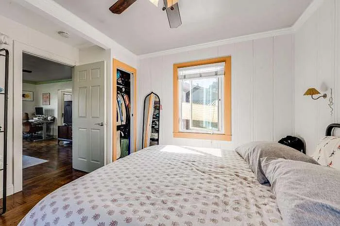 798 Hudson St — Photo 10