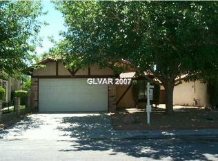 5729 Swimmer Dr, Las Vegas, NV 89110
