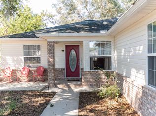 200 SE Elm Loop, Lake City, FL 32025