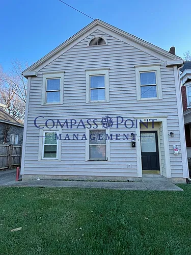 832 W. High Street Photo 1