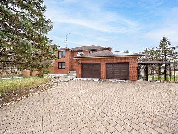 2nd image of 1055 Golf Club Rd