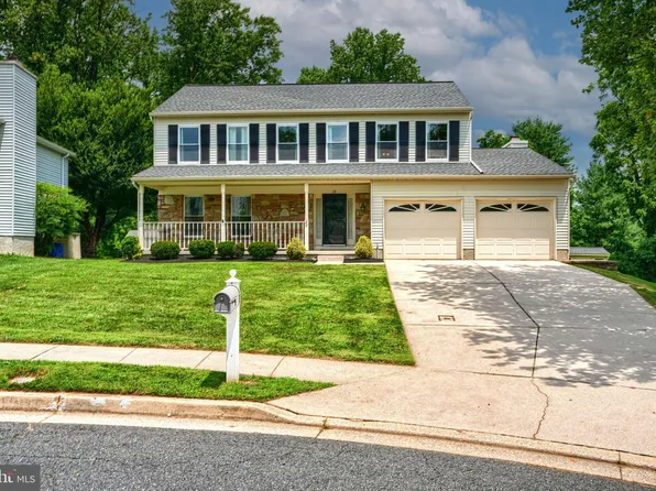 22 Skywood Ct, Parkville, MD 21234