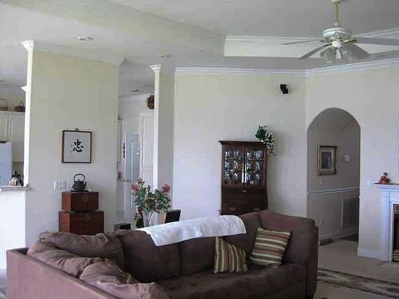 3rd image of 2397 Palm Harbor Dr