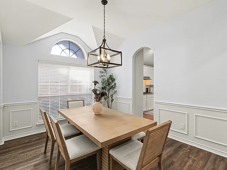 11709 Wild Pear Ln — Photo 6