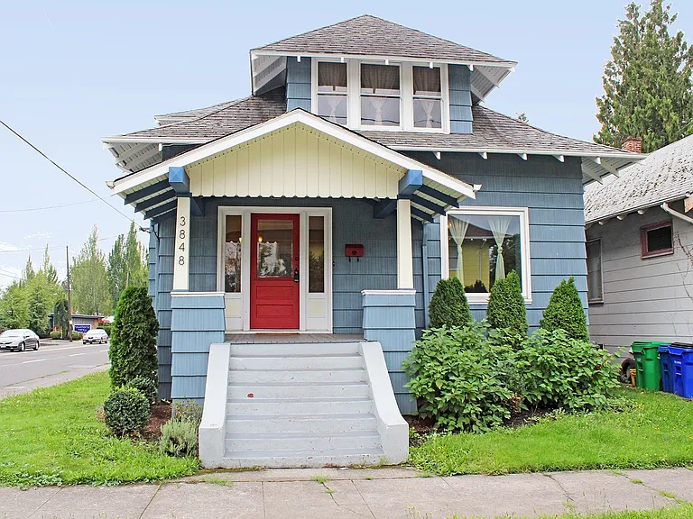 3848 SE Grant Ct — Photo 2