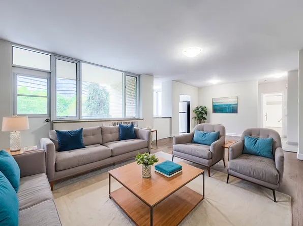 130 Rosedale Valley Rd, Toronto, ON M4W 1P9