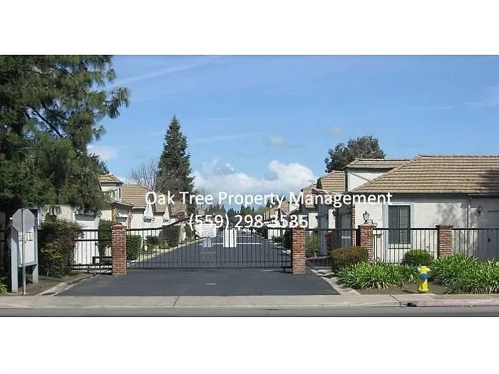 585 Quill Ln photo 1