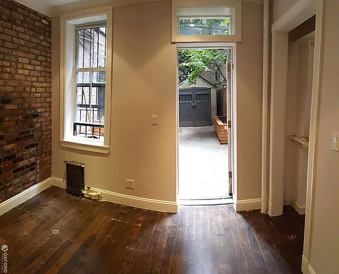 Rented by Oxford Property Group | media 28