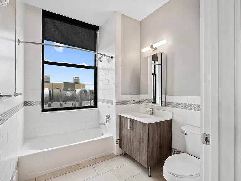 210 Main — Photo 10