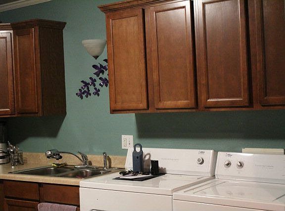 5th image of 2712 Adams Ave