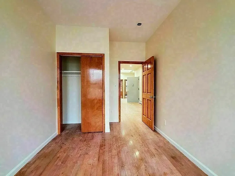 1673 Grove St #2 — Photo 6