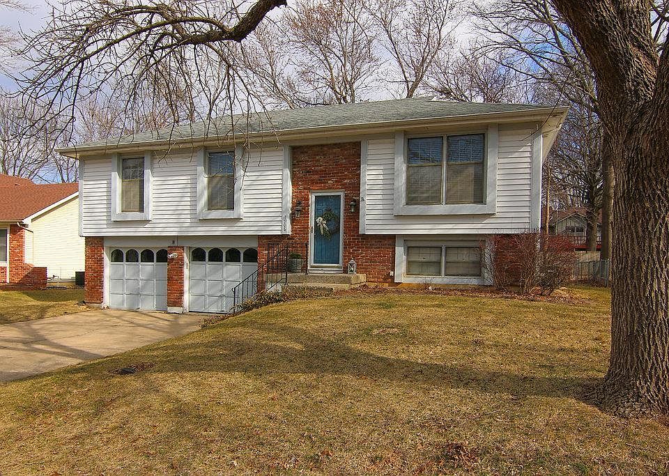 1st image of 1908 E Jamestown Dr