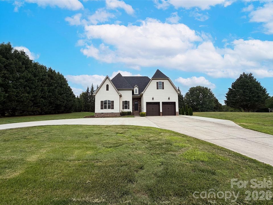 1st image of 1417 McBeth Dr