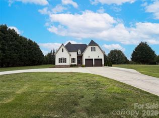 1417 McBeth Dr, Kannapolis, NC 28083