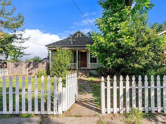 3rd image of 227 Hewett Street