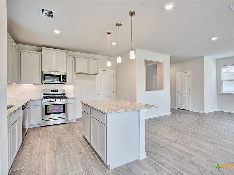 1st image of 2050 Flametree Ave