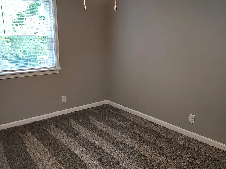 122 Park Ave — Photo 12
