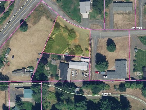 5th image of 4 Fairway Dr