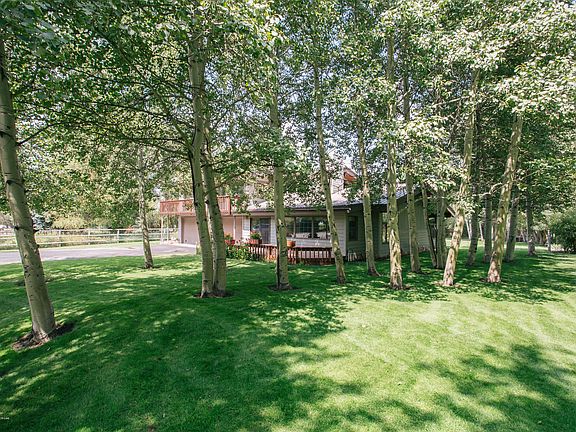 3rd image of 875 Cache Creek Dr