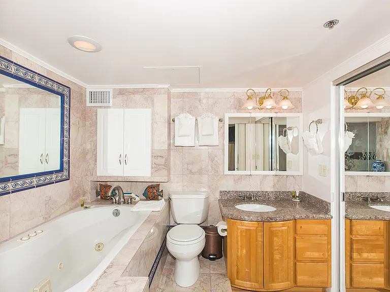 1777 Ala Moana Blvd #1010 — Photo 5