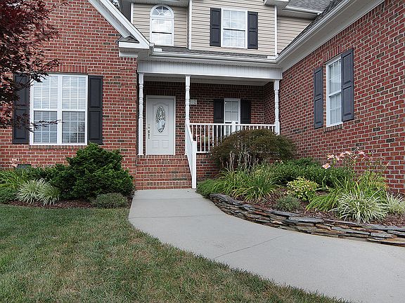 3rd image of 4202 Cypress Grove Ln