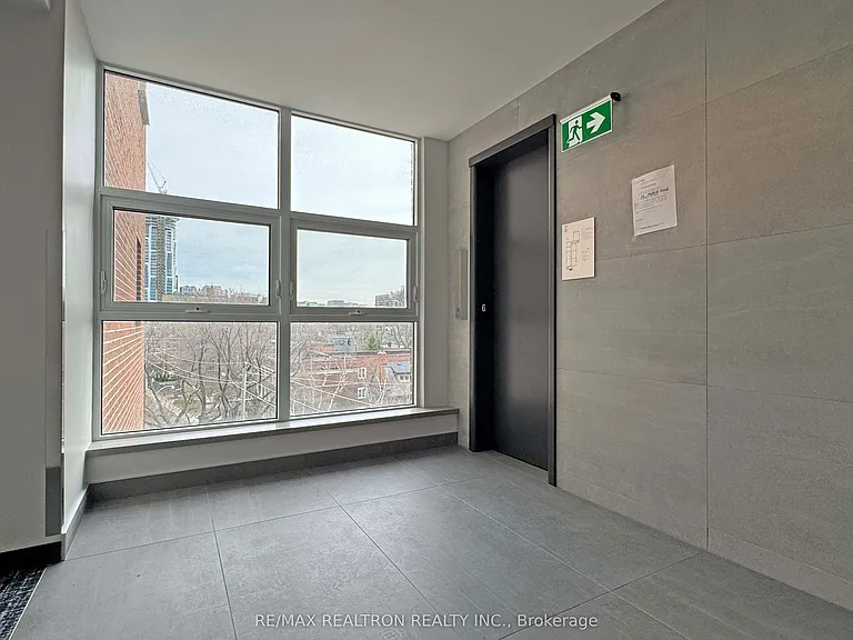 95 Lawton Blvd #601 — Photo 12