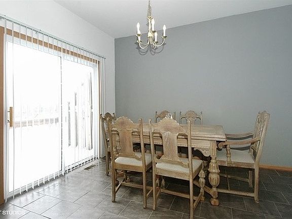 4th image of 496 Littleton Trl #35-3