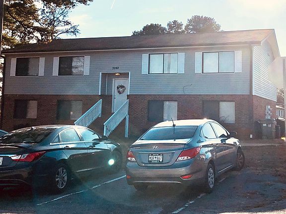 2nd image of 3048 W Croft Cir #D