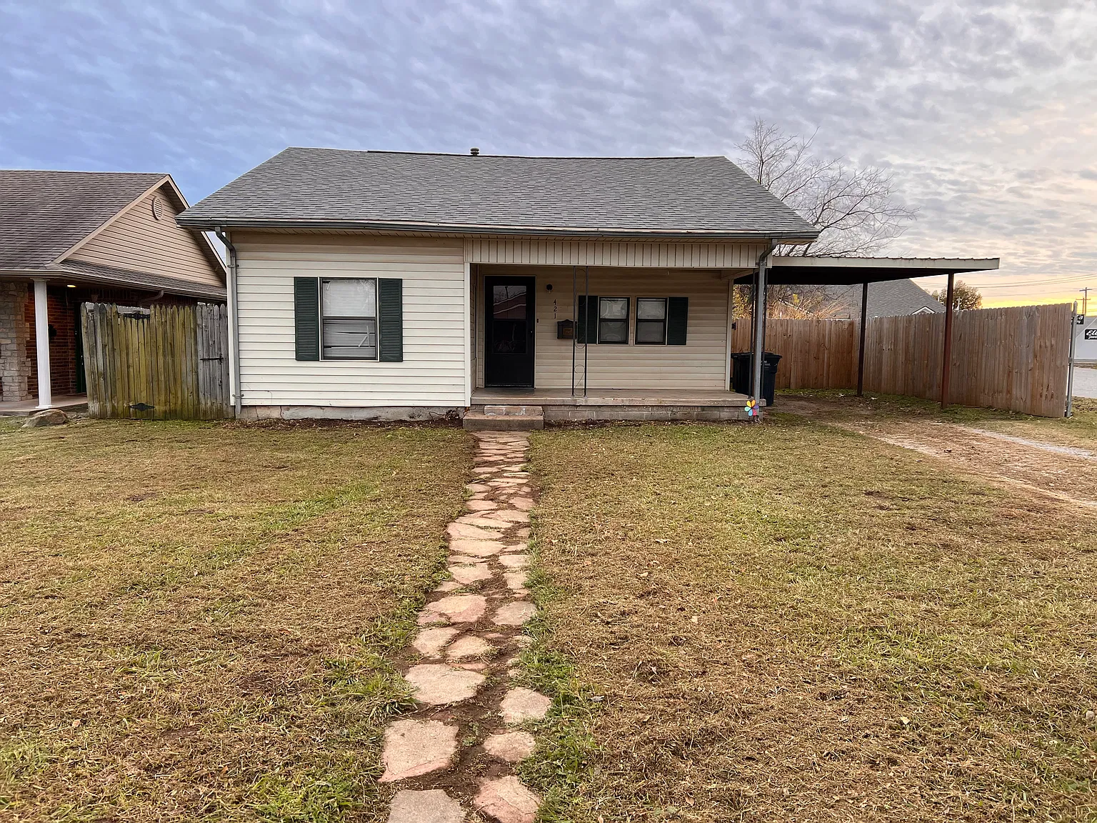 2 bed, 972 sqft, $1,150 — Photo 1