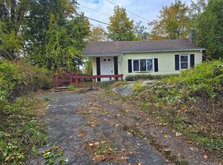 53 Eastwood Rd, Patterson, NY 12563