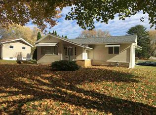 3524 Veralta Dr, Cedar Falls, IA 50613