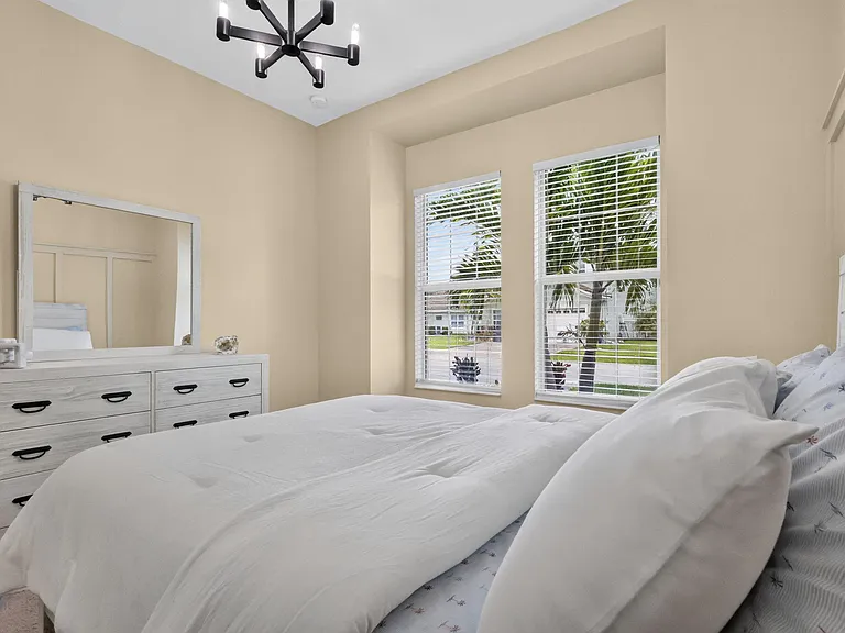 15660 Goldfinch Cir — Photo 20
