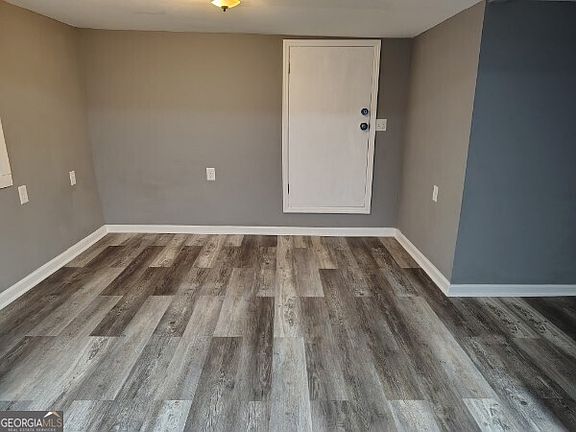5th image of 1113 35th St