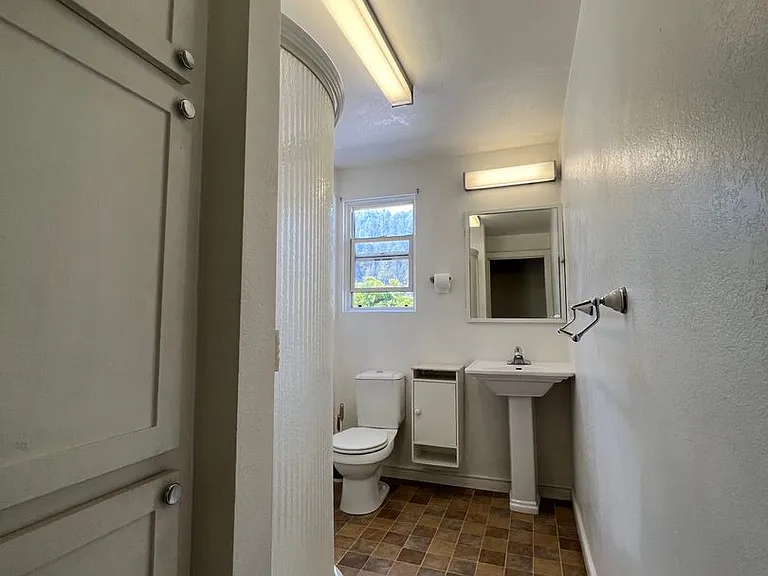 20359 Sunnyside Way — Photo 10