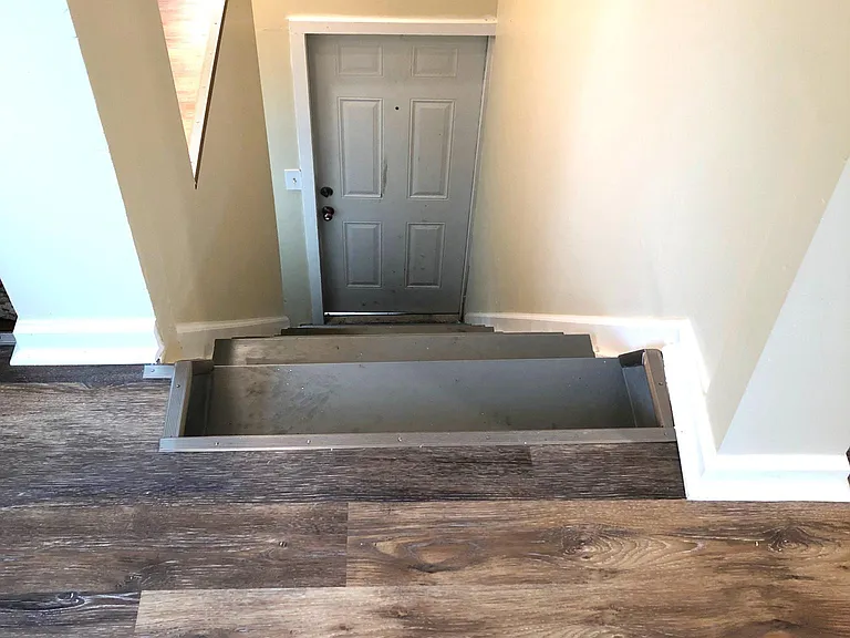 110 Charles Ave — Photo 13