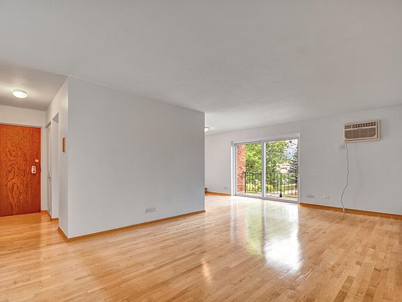 2nd image of 9721 S Keeler Ave APT 201