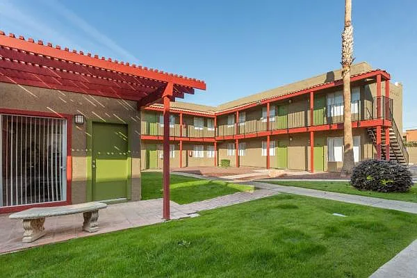 Terra Villa Apartments — Photo 20
