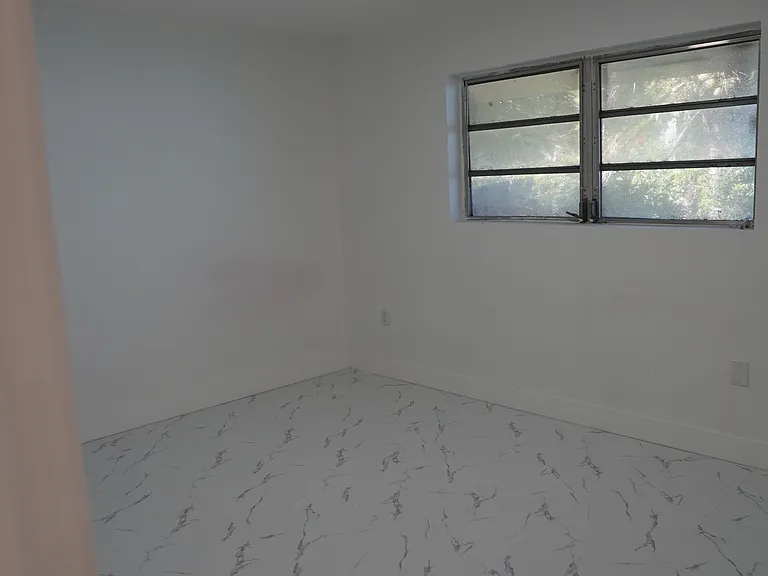 16012 NW 2nd Ave #16012 — Photo 21