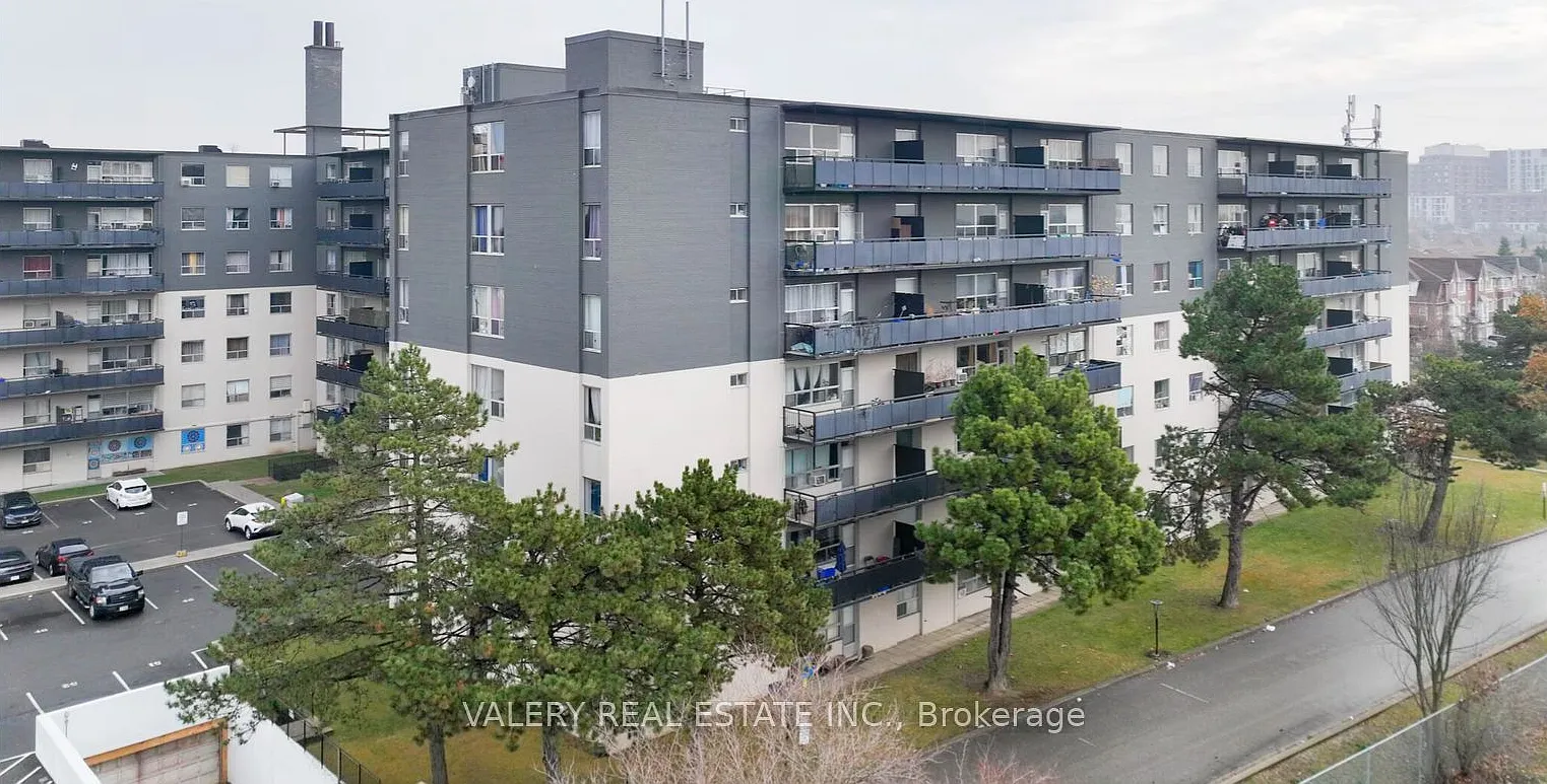 2 bed, $2,498 — Photo 1