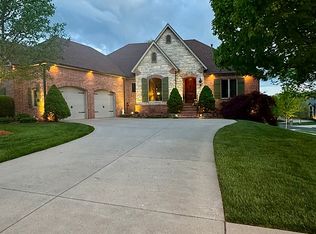 3912 E Windsmore Dr, Springfield, MO 65802