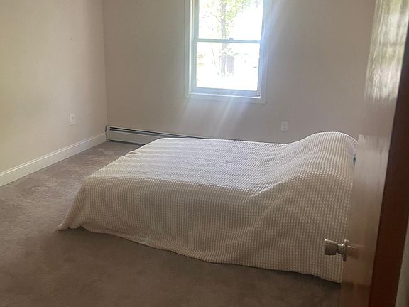 4th image of 37 Alice Dr APT 22
