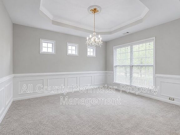 3rd image of 380 Simonton Crest Dr