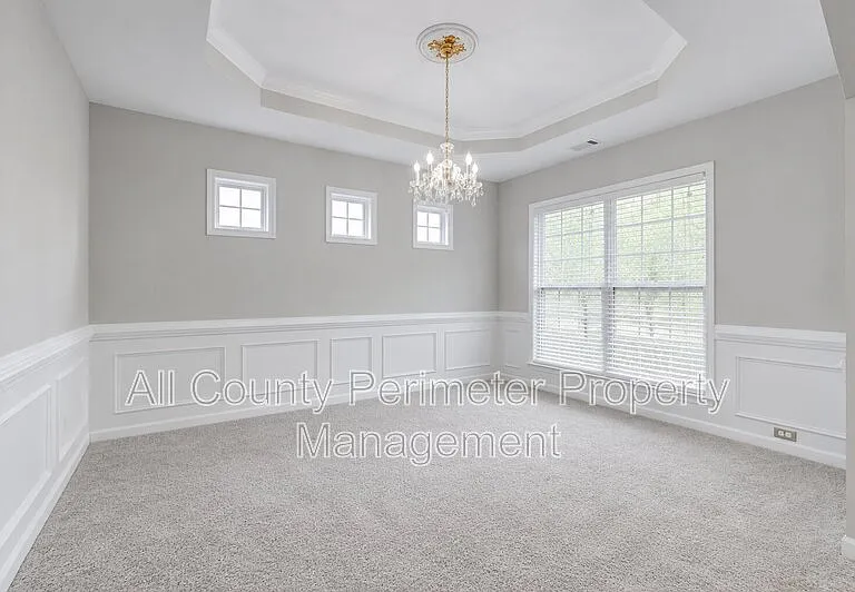 380 Simonton Crest Dr — Photo 3