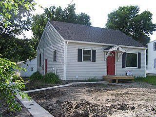 2nd image of 1716 8th St