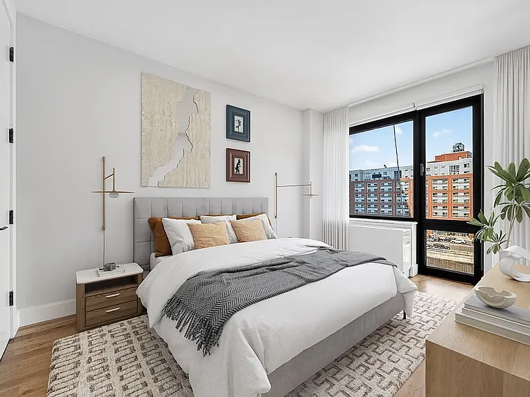 670 Pacific St #406 — Photo 4