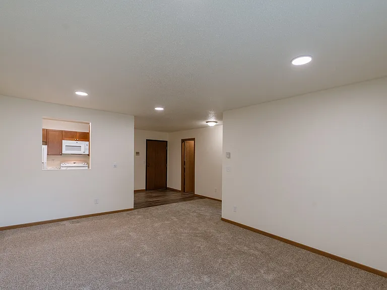 Grandview I — Photo 10