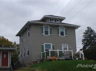 1975 N Grandview Ave, Dubuque, IA 52001