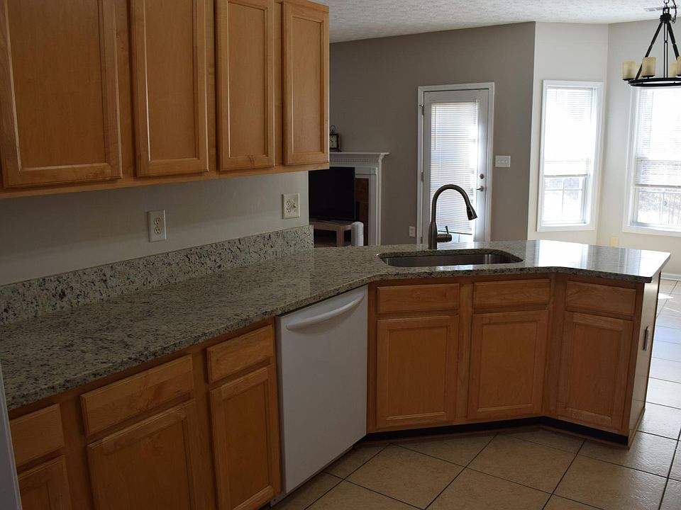 2nd image of 1536 Riesling Dr